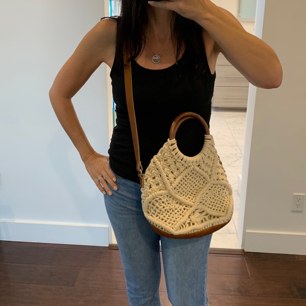 Cream Macramé & Tan Leather Round Handle Shoulder Bag - Picture 3 of 10